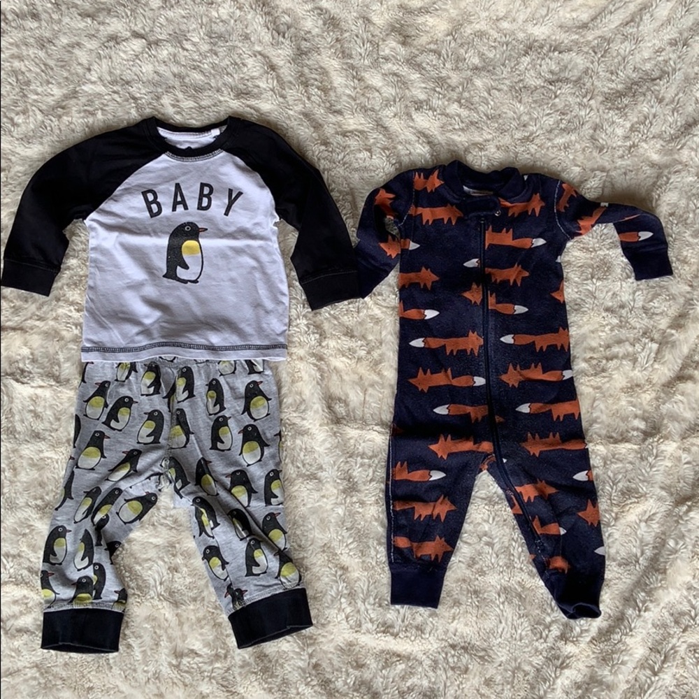 Bundle of baby pijamas.